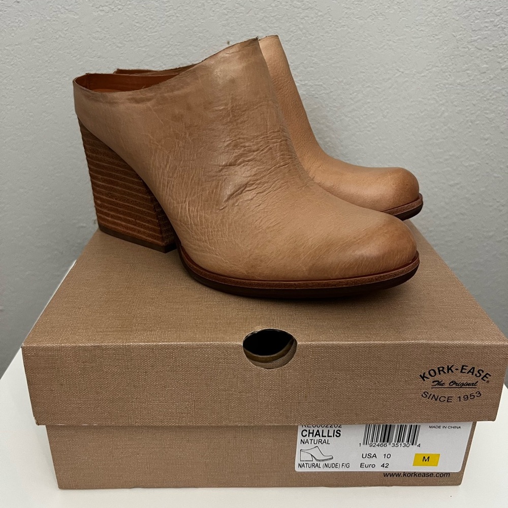 New Kork-Ease Women's Tan Leather Mules